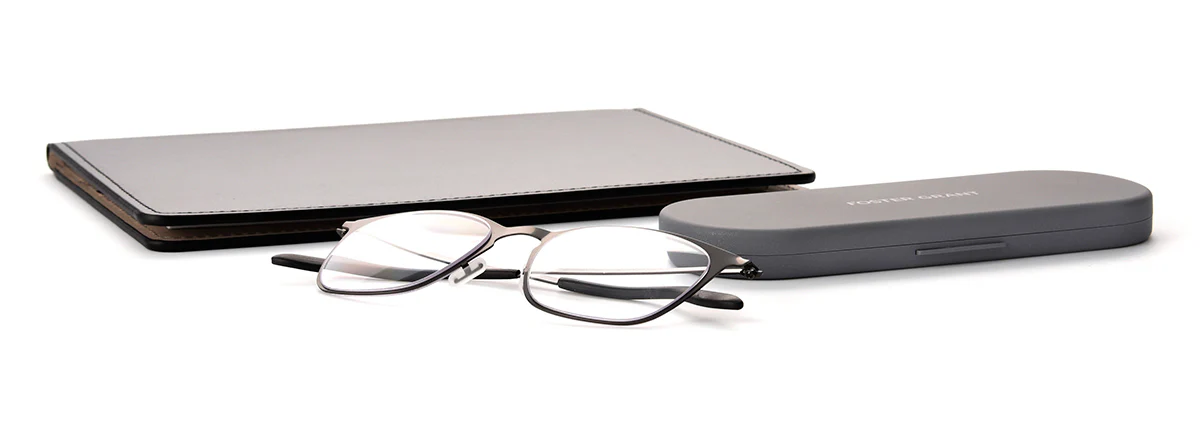 The Liam Super Flat Blue Light Glasses by Foster Grant® - Image 8